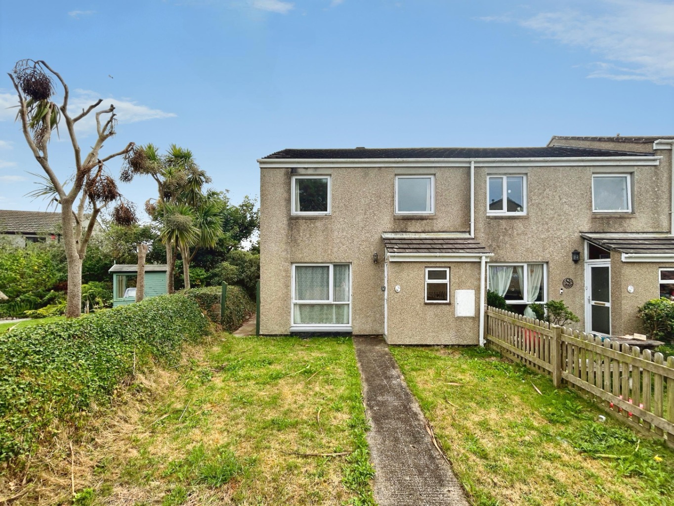 Connor Downs, Three bed House with no onward chain