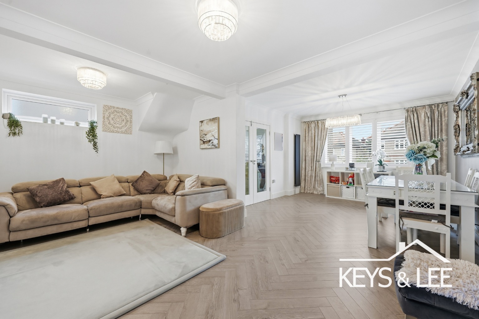 Stylish 4 bedroom house with 2 bathrooms, contemporary kitchen extension and landscaped garden. property first image