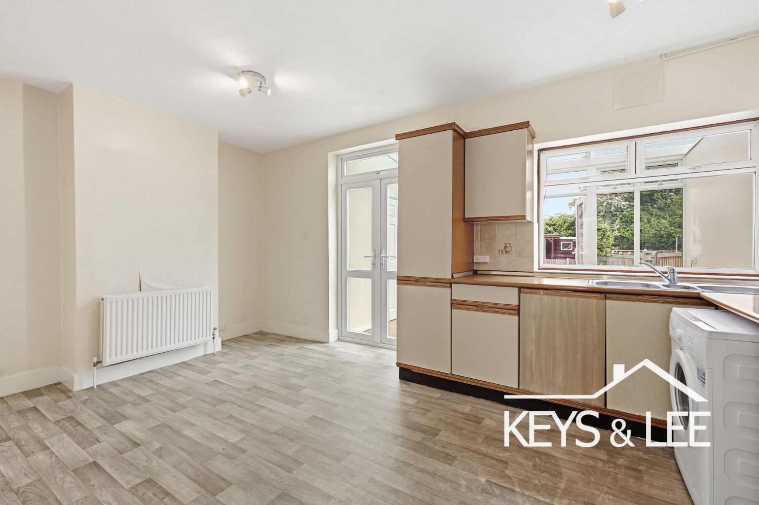 Chain free family home with 3 bedrooms, conservatory, 2 bathrooms, large garden and outbuilding. property first image