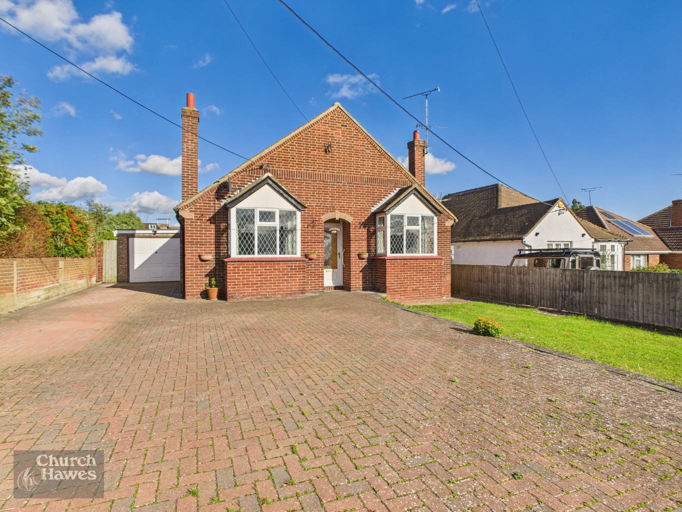 NO ONWARD CHAIN!! Nestled in the desirable area of Acacia Drive, Maldon