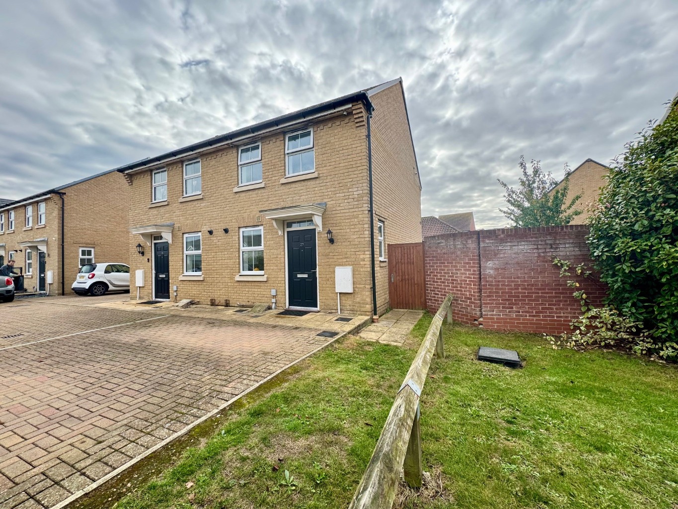 Modern Two Bedroom Property on Popular Southminster Development