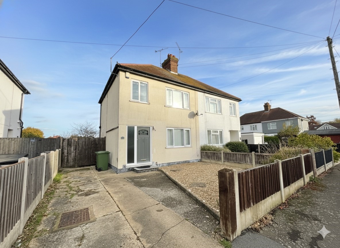 Three Bed Semi-Detached Property on Sought-after Turning
