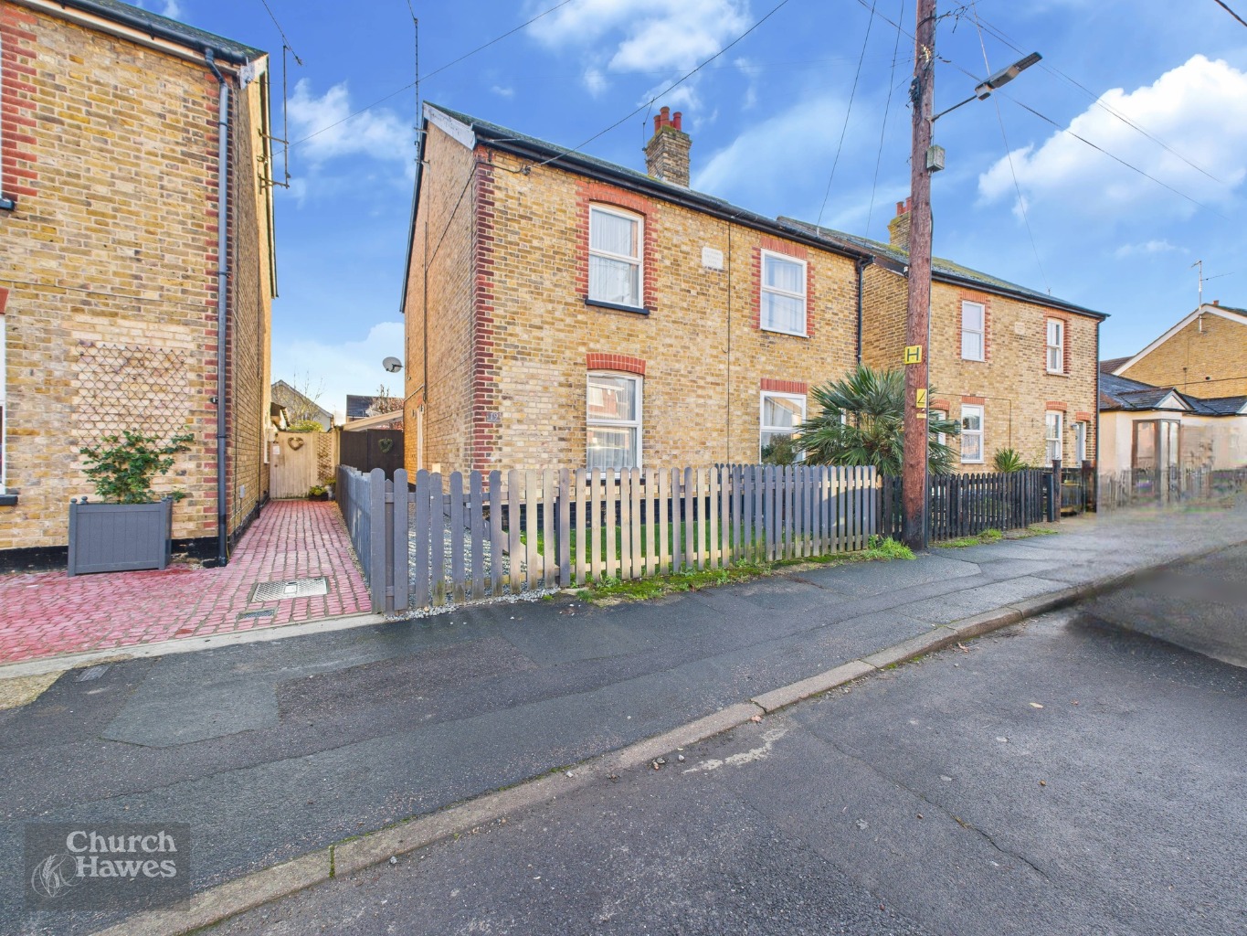 Charming Three-Bedroom Home in Heybridge with South-Facing Garden and Solar Panels