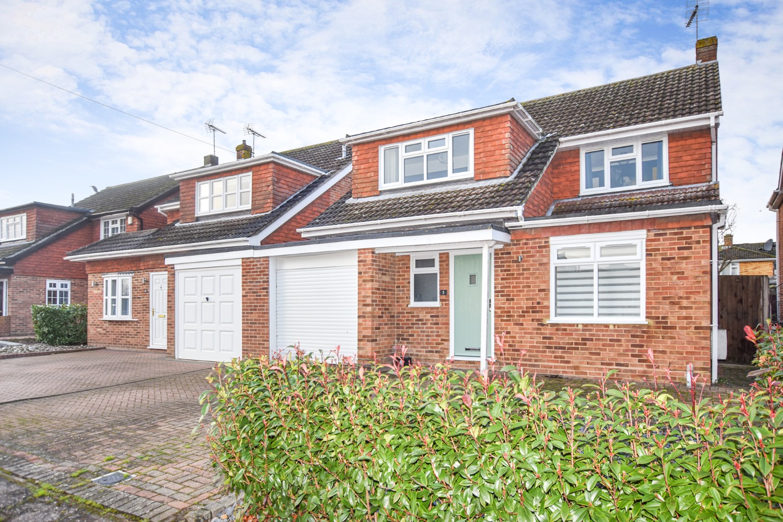 NO CHAIN SALE.  Four bedroom home situated in an established residential cul-de-sac location.