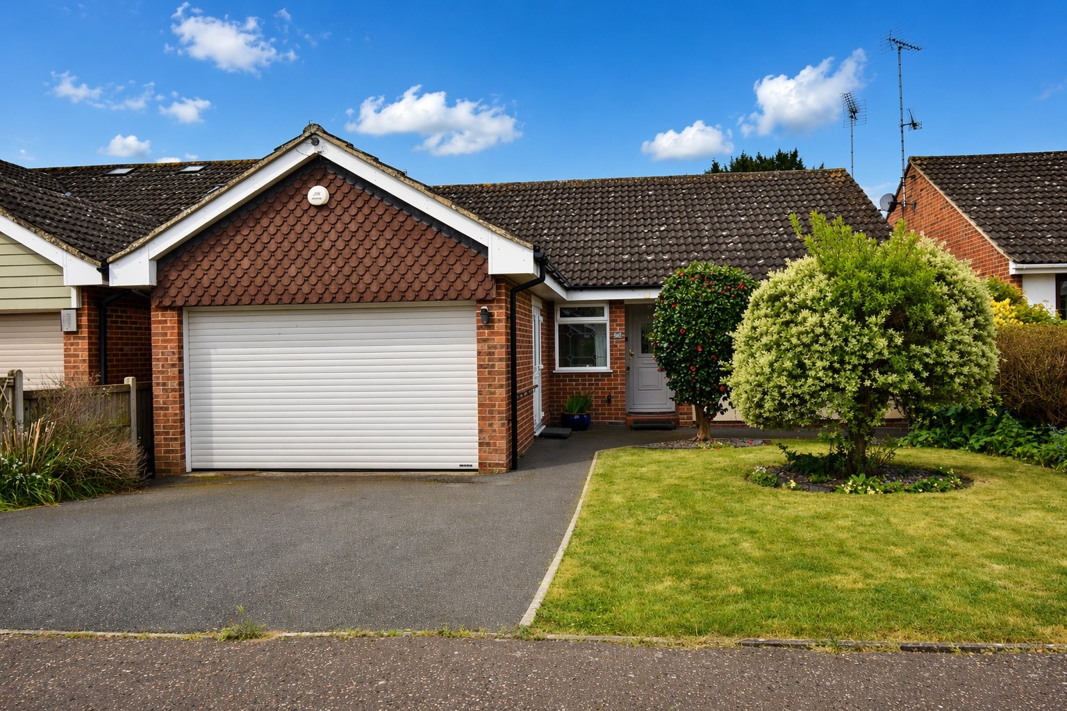 Three bedroom detached bungalow situated in the sought after turning