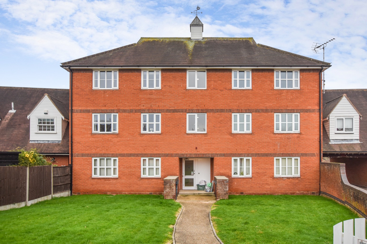 A small select development of just 6 purpose built two bed apartments situated on the first floor.