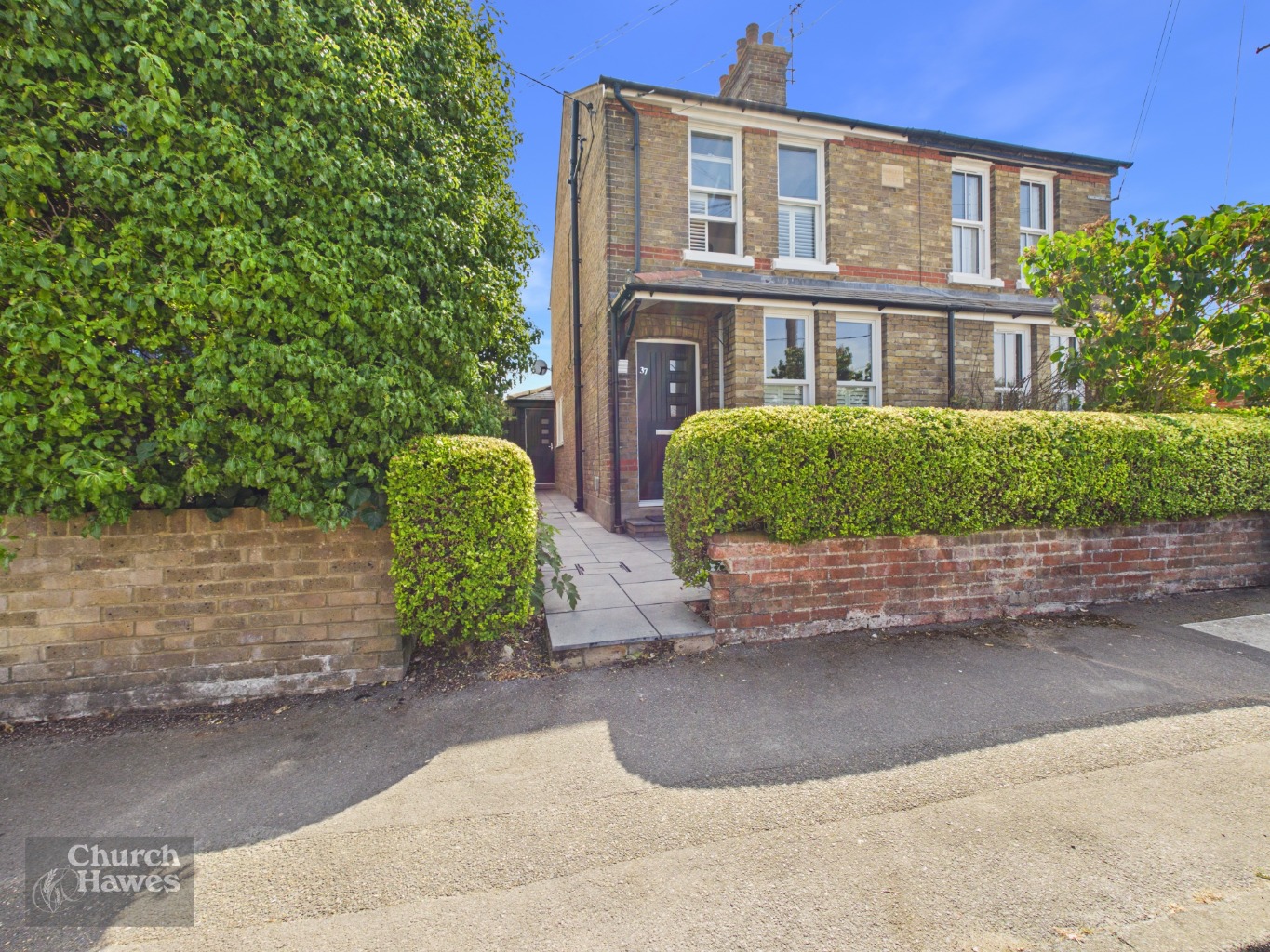 Charming Three-Bedroom Home in Sought-After Tollesbury