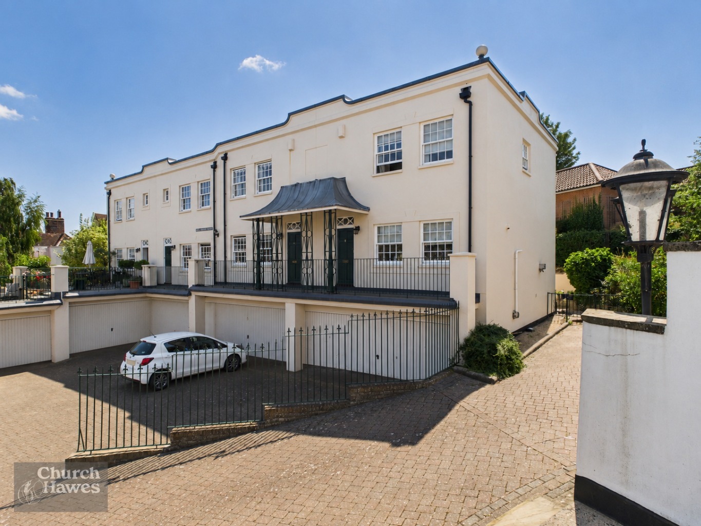 Nestled within the desirable Hill House Park in Maldon, is this charming three-bedroom town house