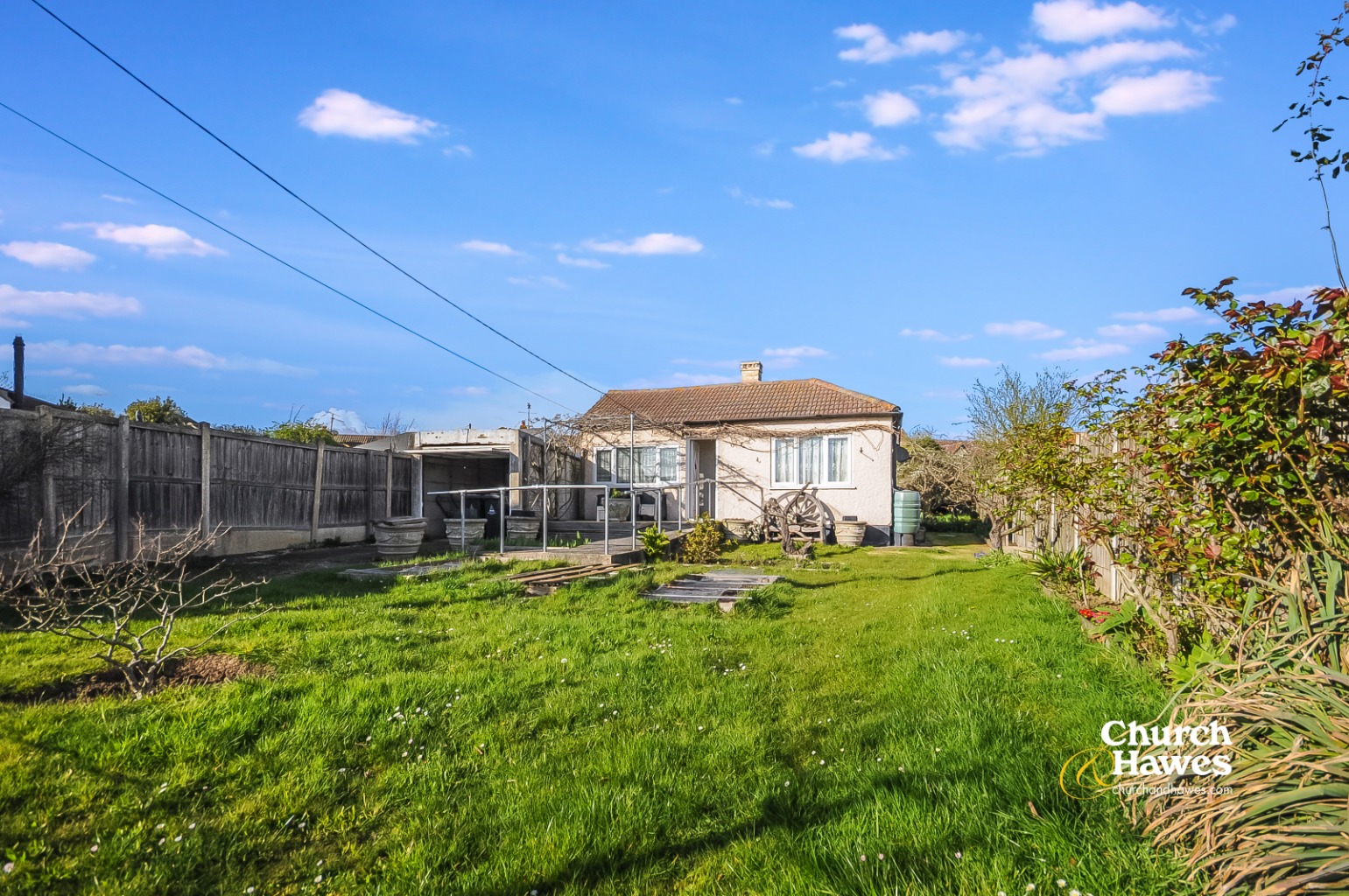 NO ONWARD CHAIN – CASH BUYERS ONLY - Detached Bungalow on 208 ft Plot