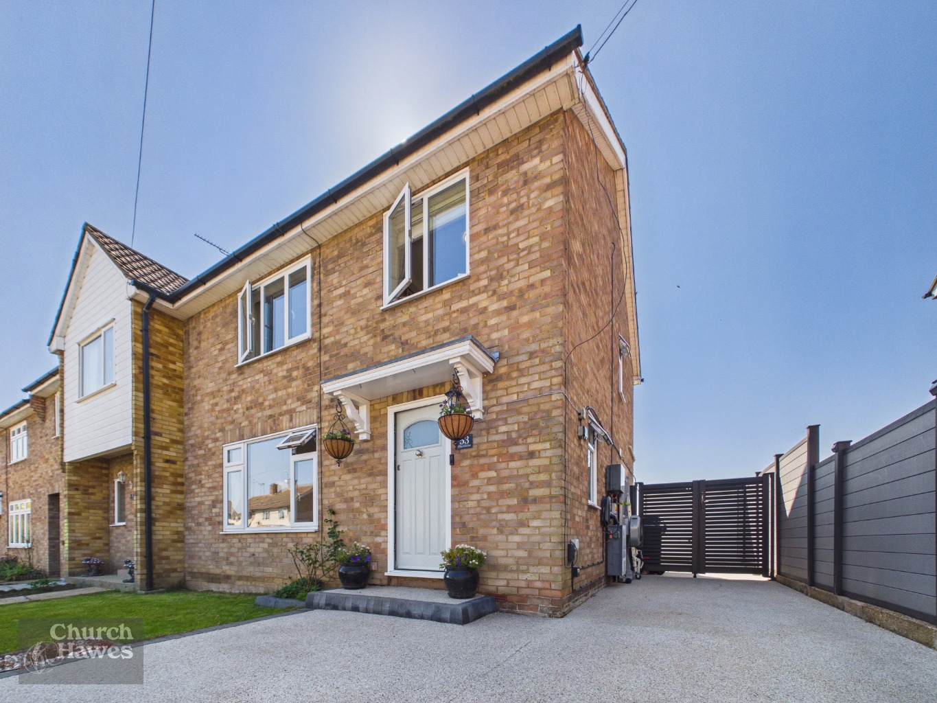Stunning Semi Rural Three Bedroom House with  Views