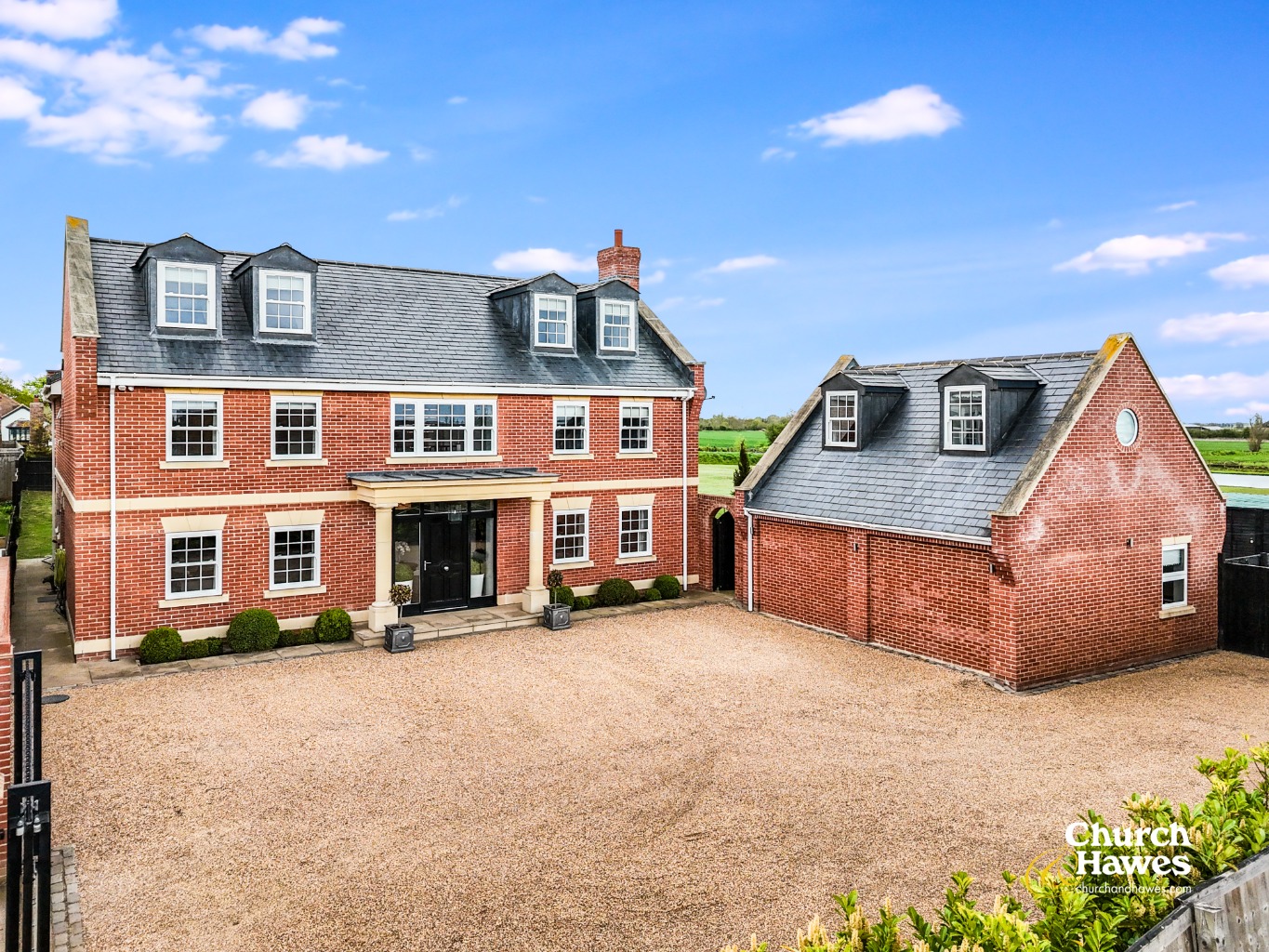 Guide Price £1,400,000 - £1.500,000 - Stunning Detached Residence on Large Plot