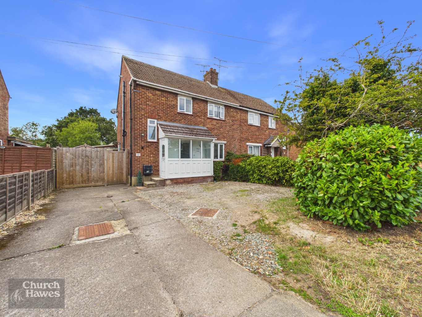 Delightful semi-detached house offering a wonderful blend of comfort and convenience