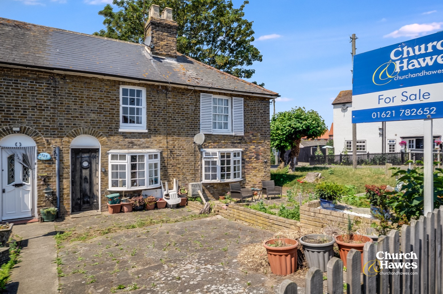 Charming Two Bed Character Cottage in the Heart of Burnham-on-Crouch