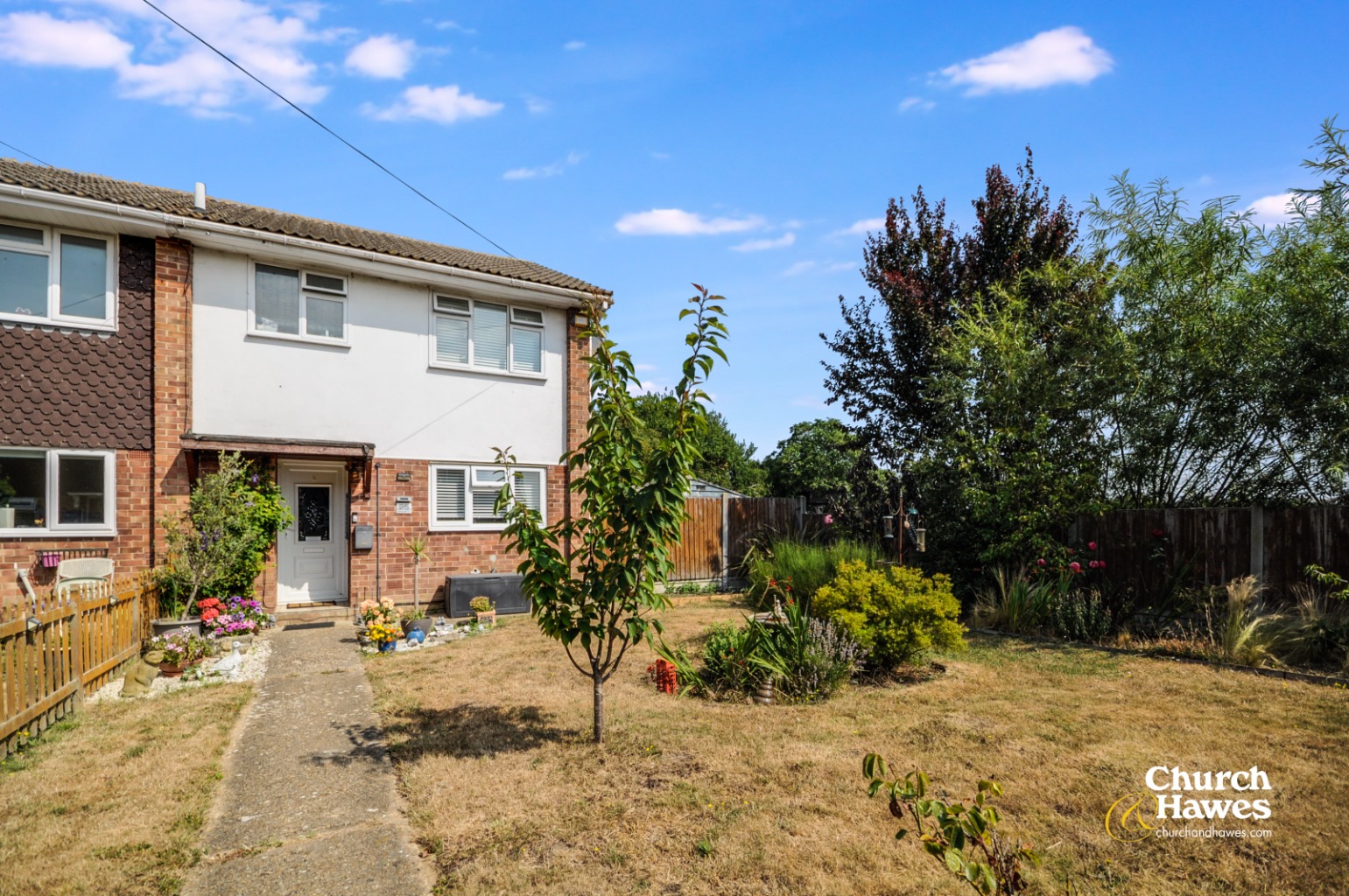 Guide Price £300,000 - £325,000 - Delightful three bed semi-detached family home