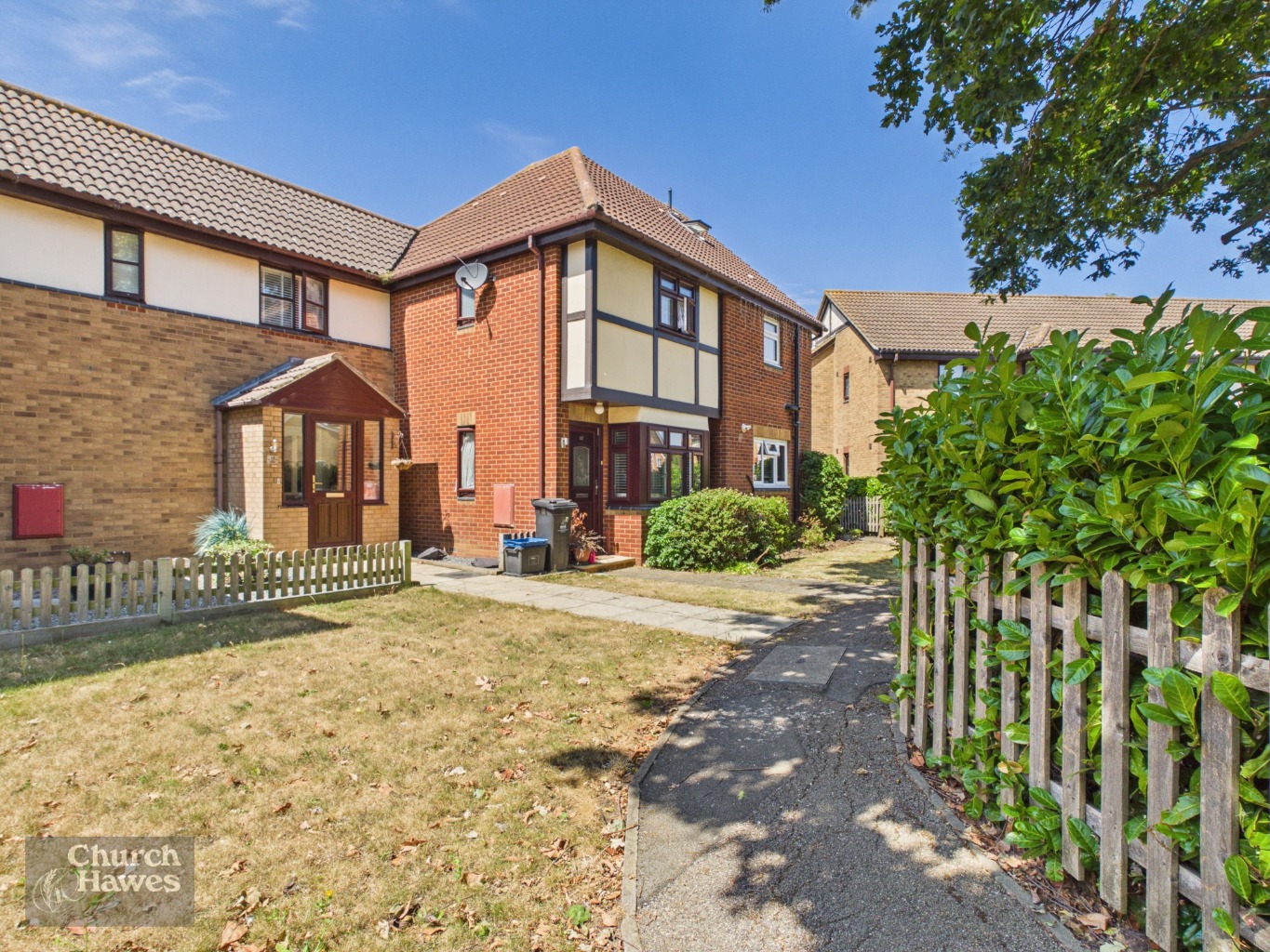Charming Two Bedroom Home in a Waterside village No Onward Chain