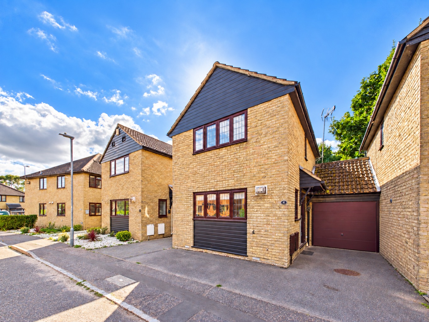 Three Bedroom Link Detached Home