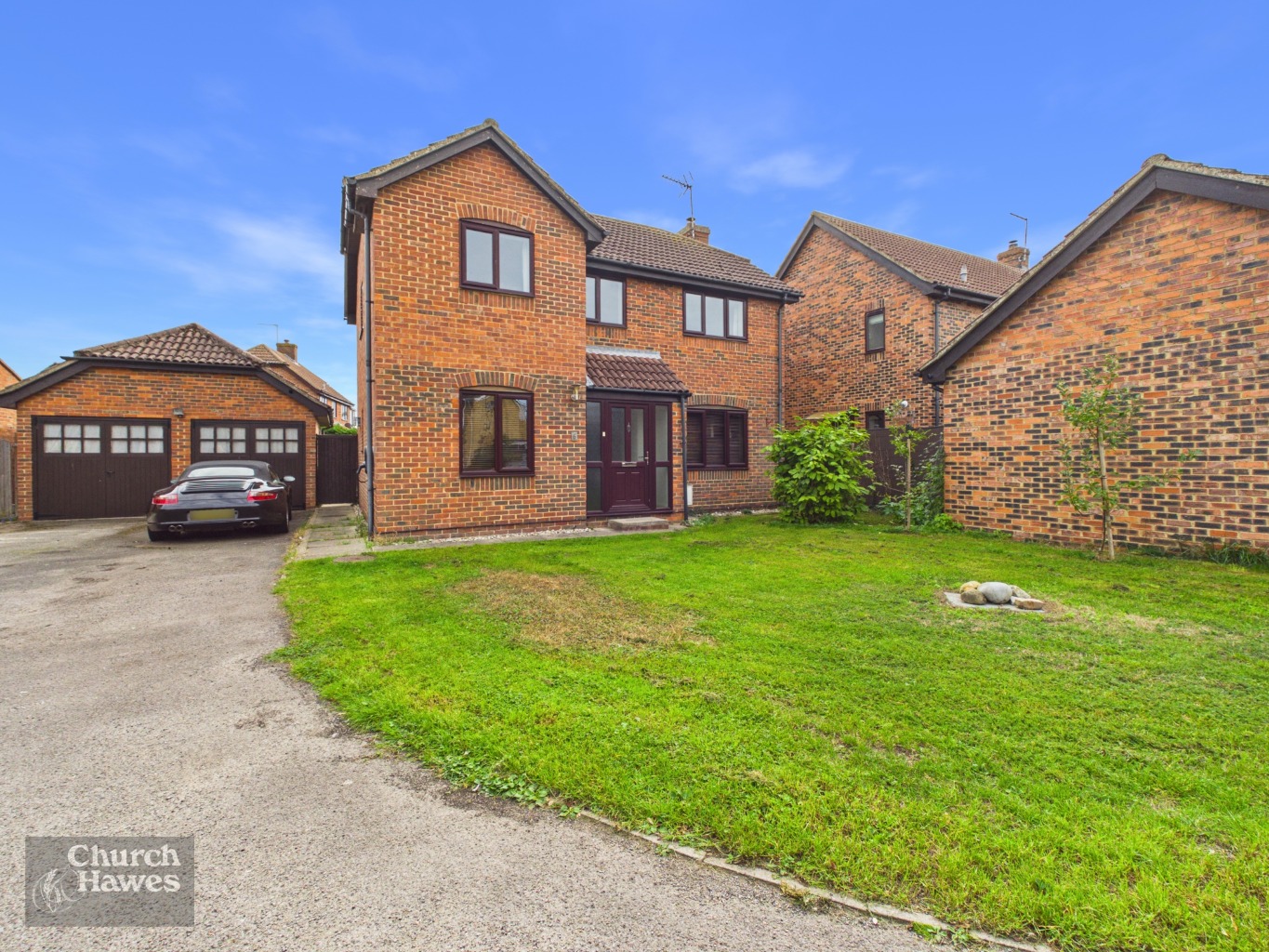 Impressive FOUR BEDROOM DETACHED FAMILY HOME! Sought After Location! Balcony With River Views!