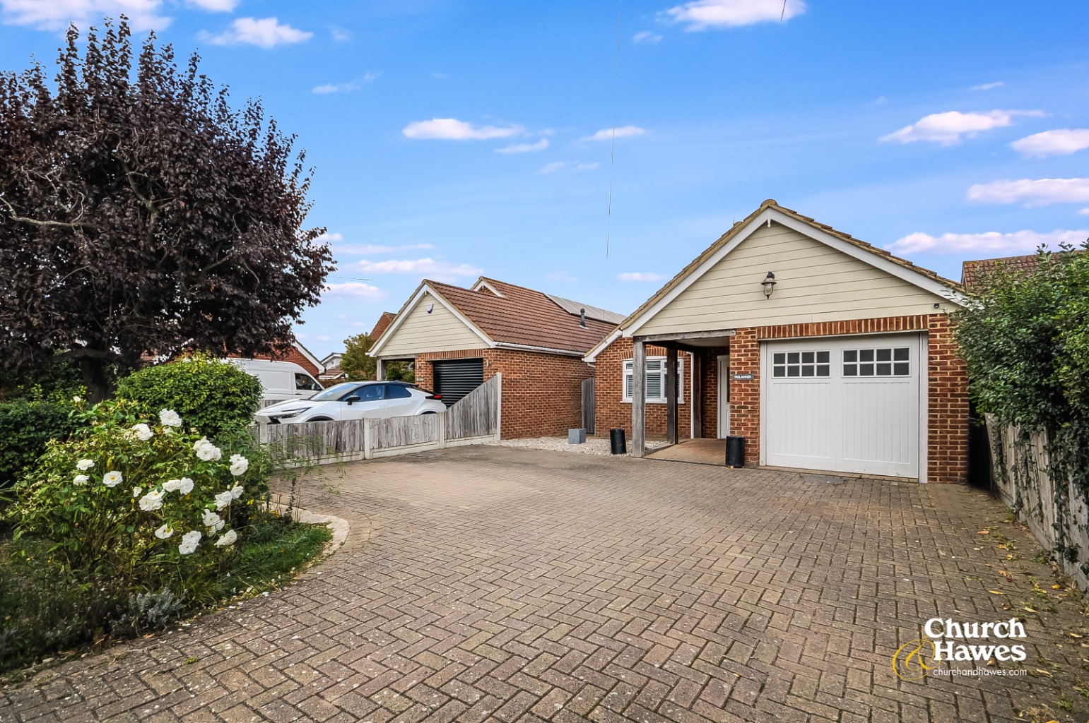 Stunning Three-Bedroom Detached Bungalow with 140ft+ Garden