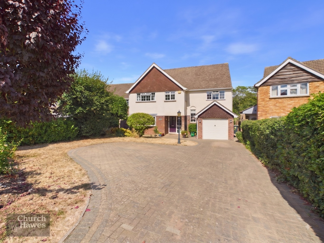 5 Bedroom Detached House in Tabors Avenue, Great Baddow