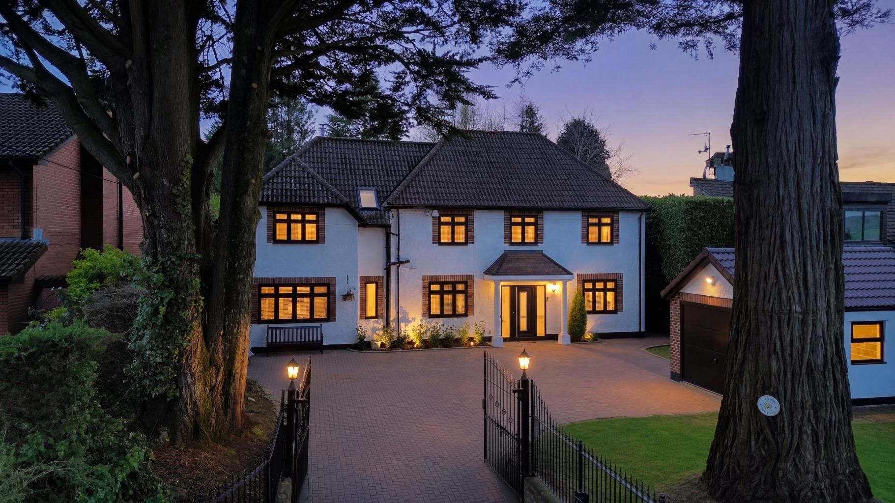 Immaculate Five Bed Detached Home with Detached Garage & Expansive Garden, Cardiff