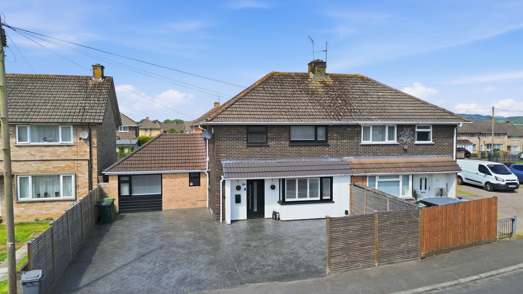 Immaculate 3-Bed Semi-Detached Home with Versatile Living in Cardiff