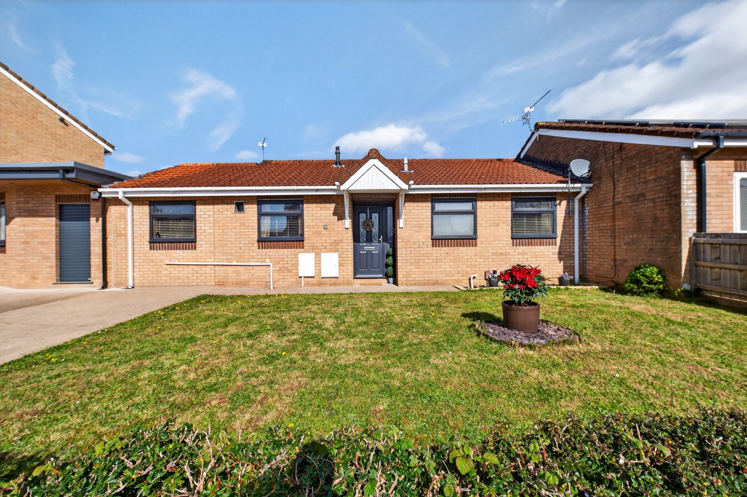 Well-Presented 3-Bedroom Bungalow in St. Mellons