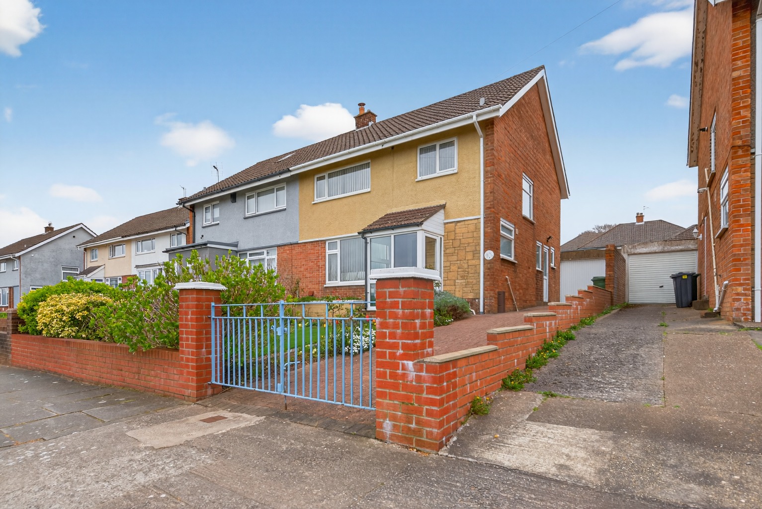 Immaculate Three Double Bedroom Semi-Detached Home with Stunning Open Views