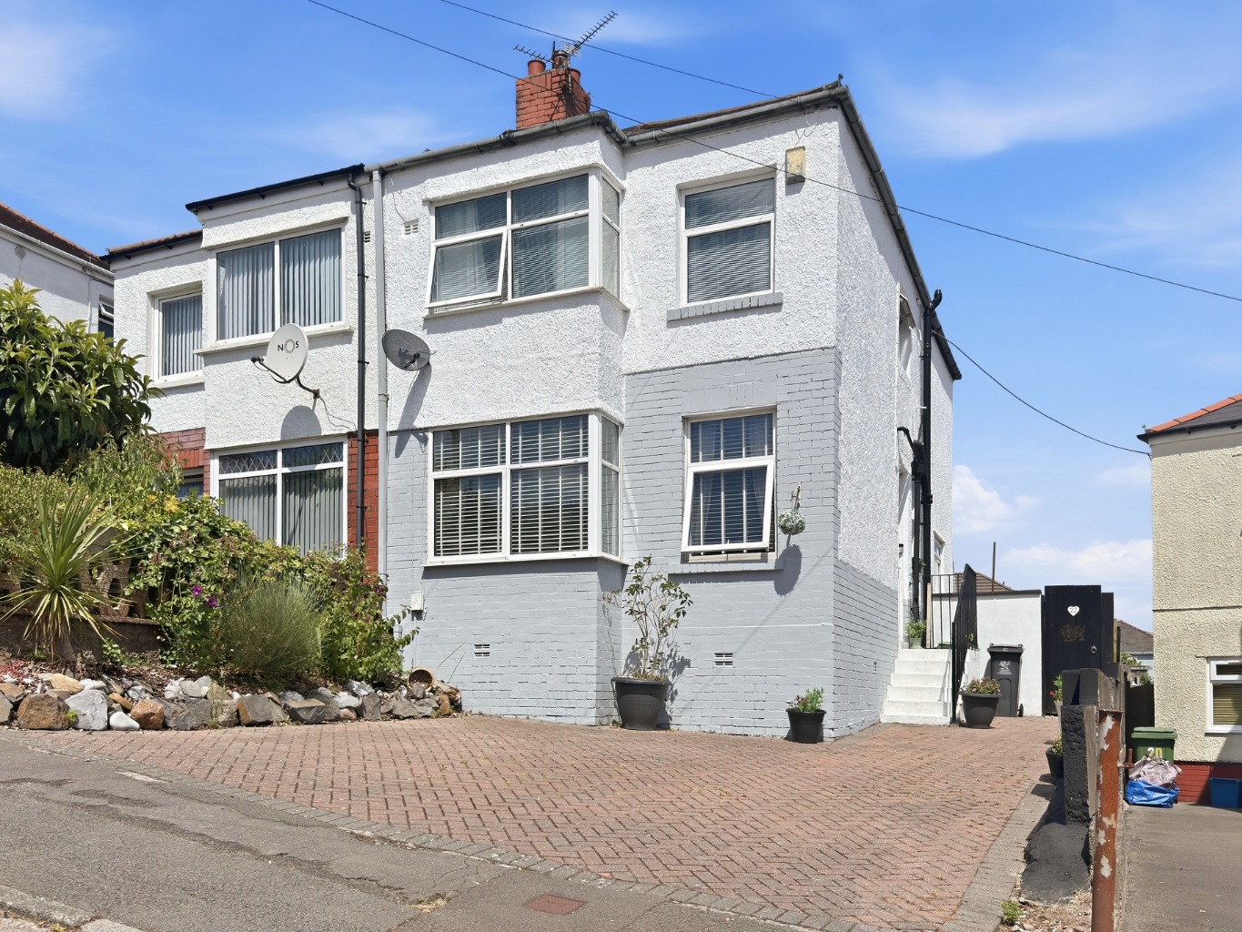 Well Presented 3-Bed Semi-Detached in Rumney with Conservatory & Driveway