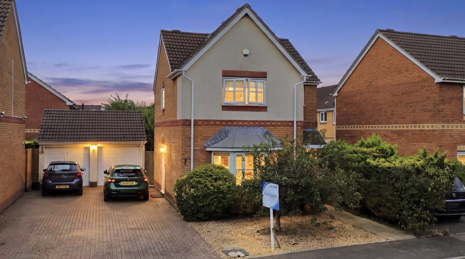Spacious Detached Family Home with Garage