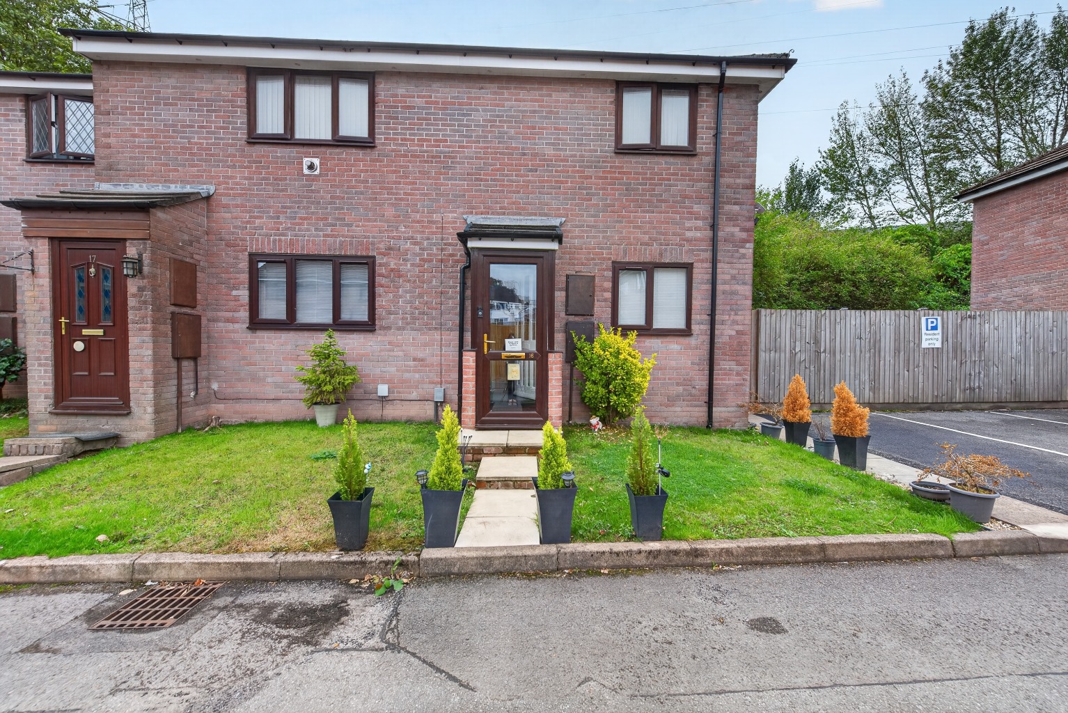Downlands Way, Rumney, Cardiff, South Glamorgan, CF3 3BY