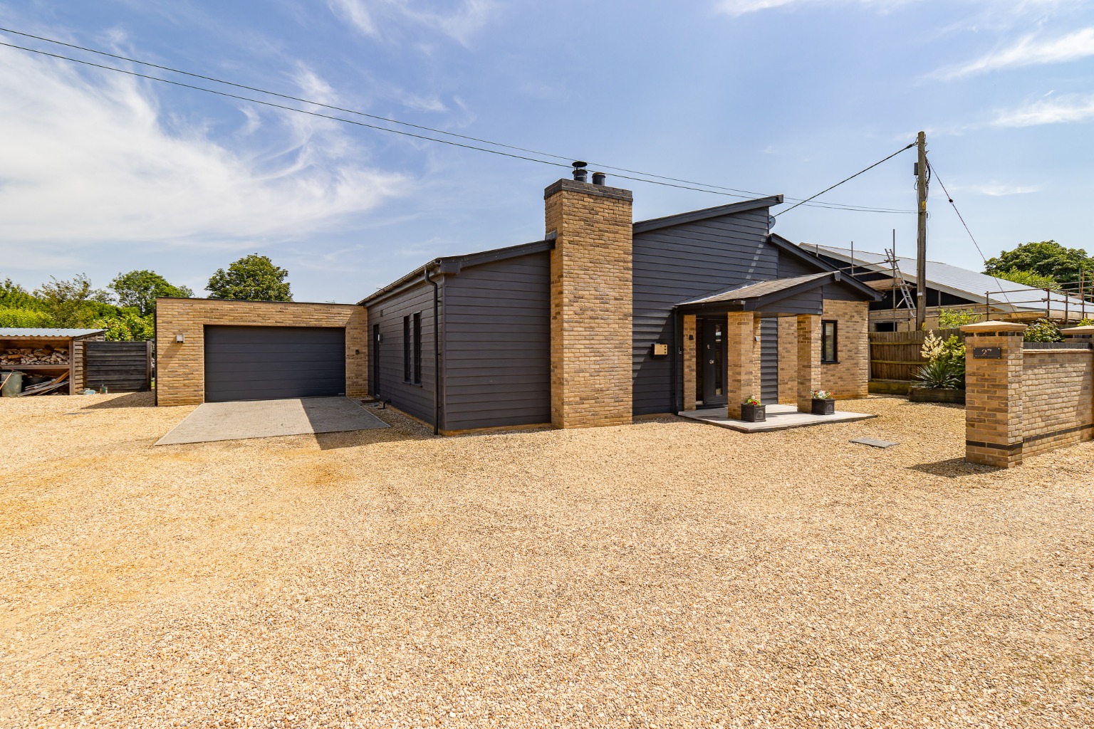 Impressive Three-Bedroom Detached Bungalow