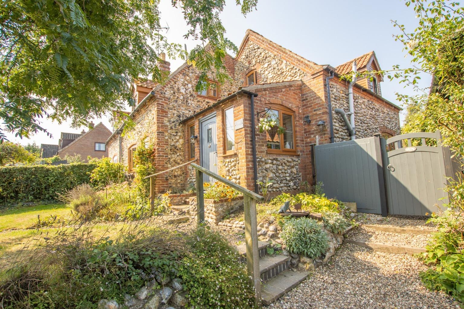 3-Bedroom Character Cottage