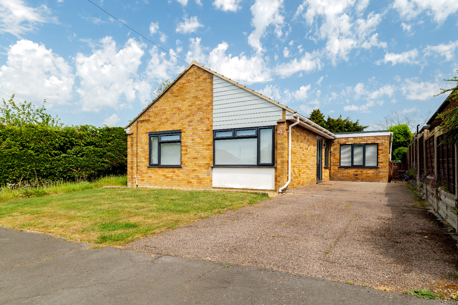 Immaculately Presented Three Bedroom Detached Bungalow in a Sought-After Location Close to Norwich
