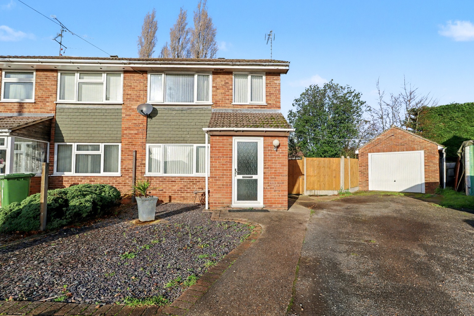 WELL PRESENTED THREE BEDROOM HOME