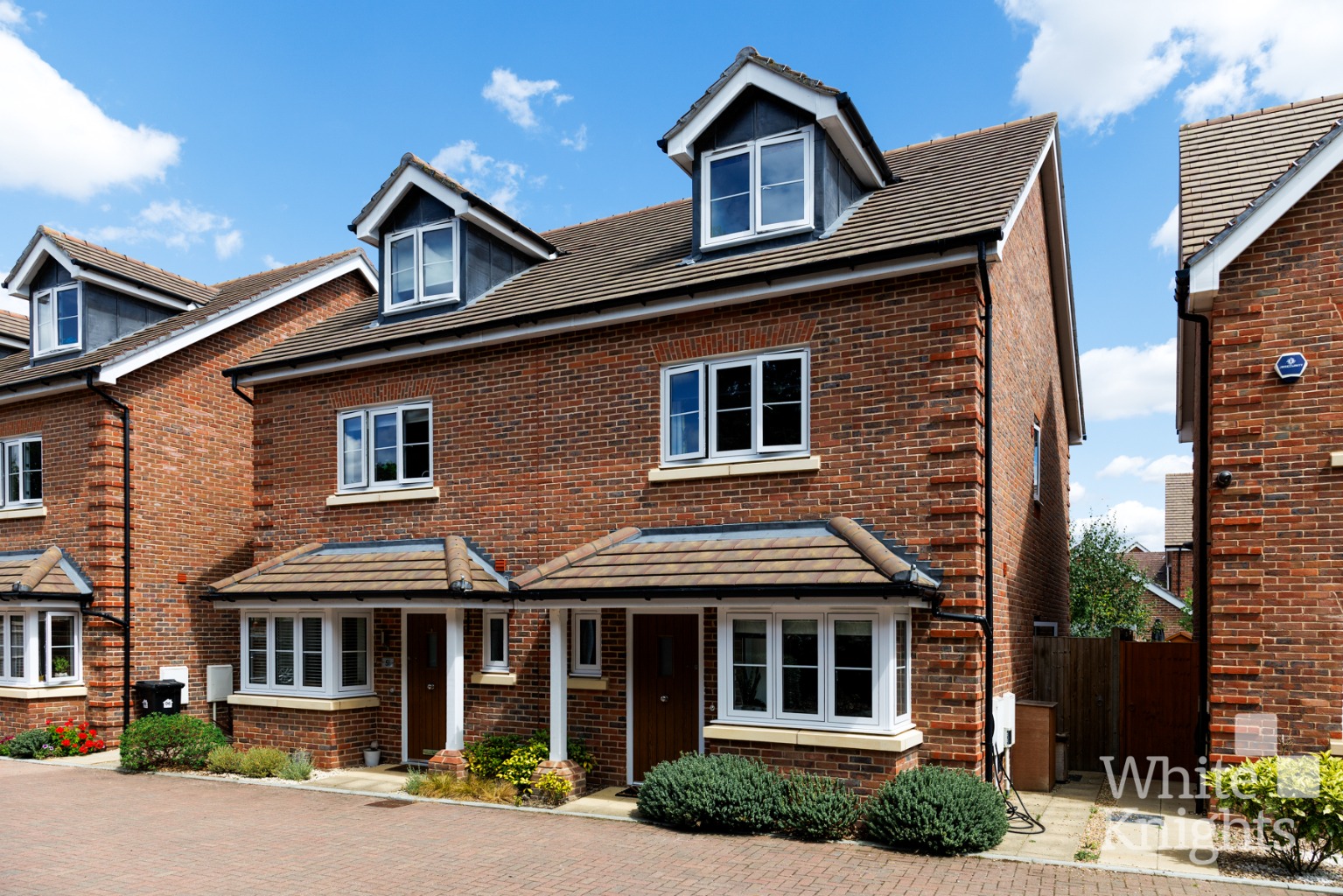 Rose Grove, Jasmine Square, Woodley, Reading, Berkshire, RG5 4FL