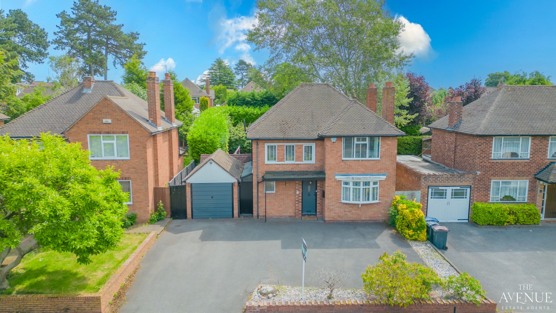 Are you seeking a traditional family home in a desirable location with outstanding schools nearby?