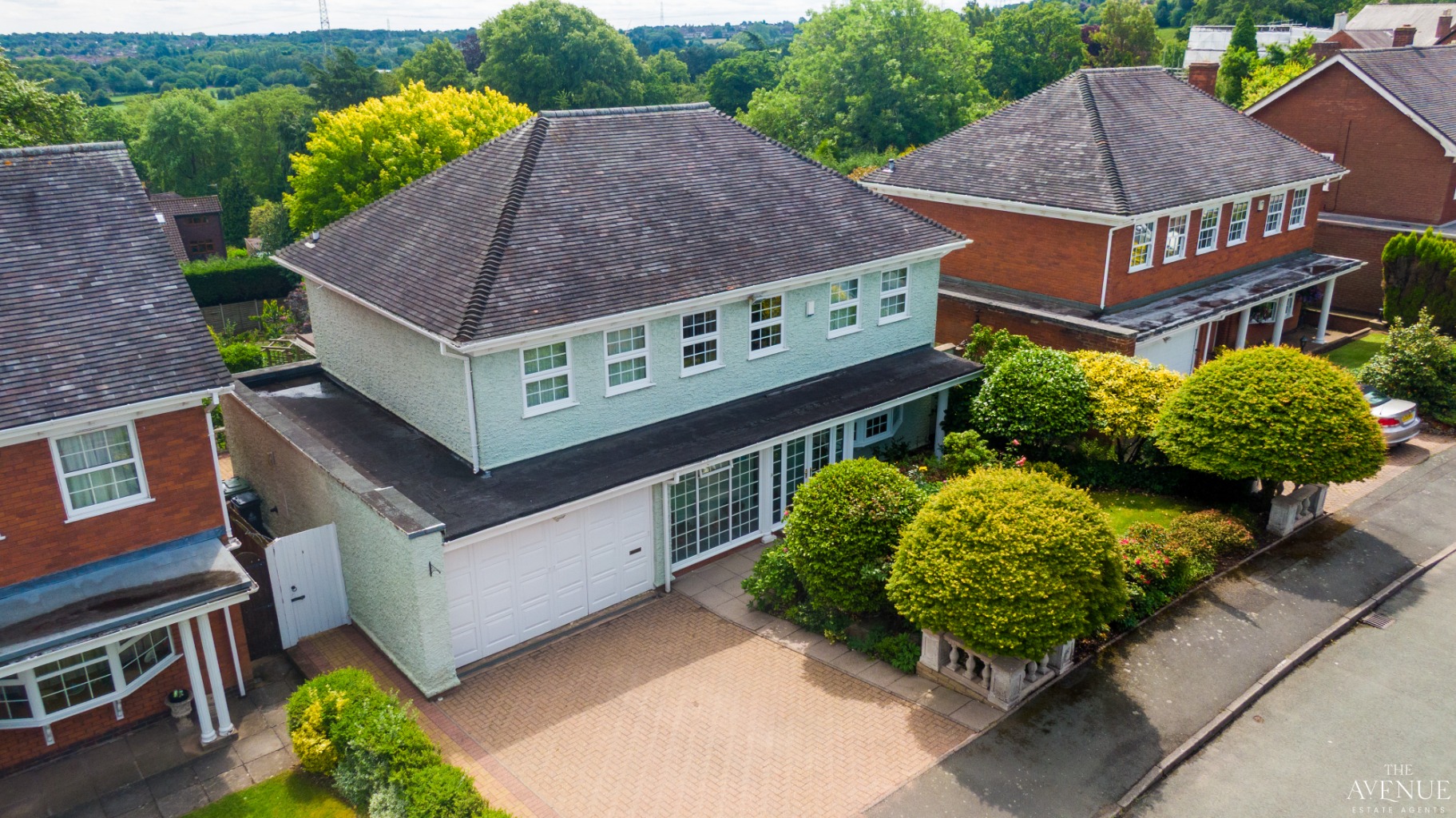 Elegant 4-Bed Family Home with Views in Prime Aldridge Location