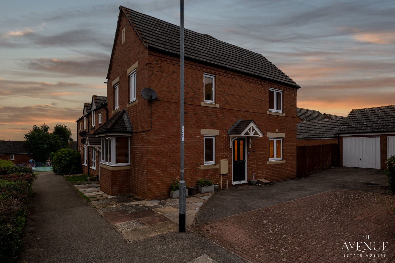 A fantastic property in Higham Ferrers for a first time buyer or great investment opportunity!