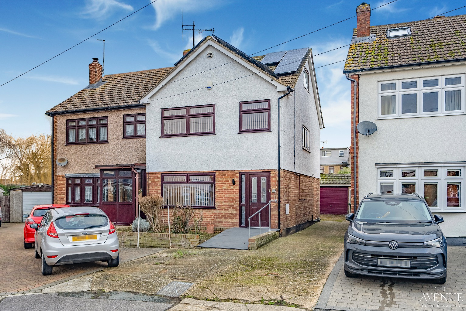 Three Bedroom Semi-Detached Home in Horndon-on-the-Hill
