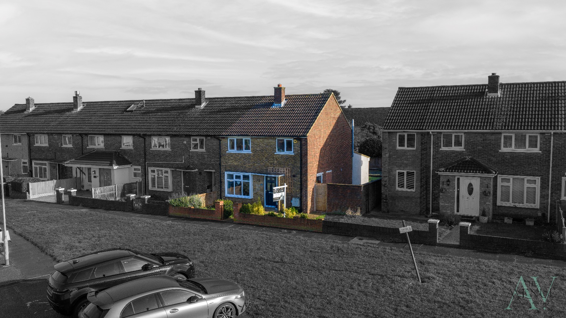 Extended Three Bedroom End of Terraced Home in Stifford Clays