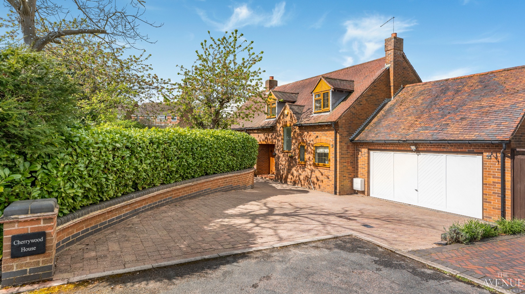 Cherrywood House is a  Four Bedroom Family Home on a Private Corner Plot in Austrey Village Setting