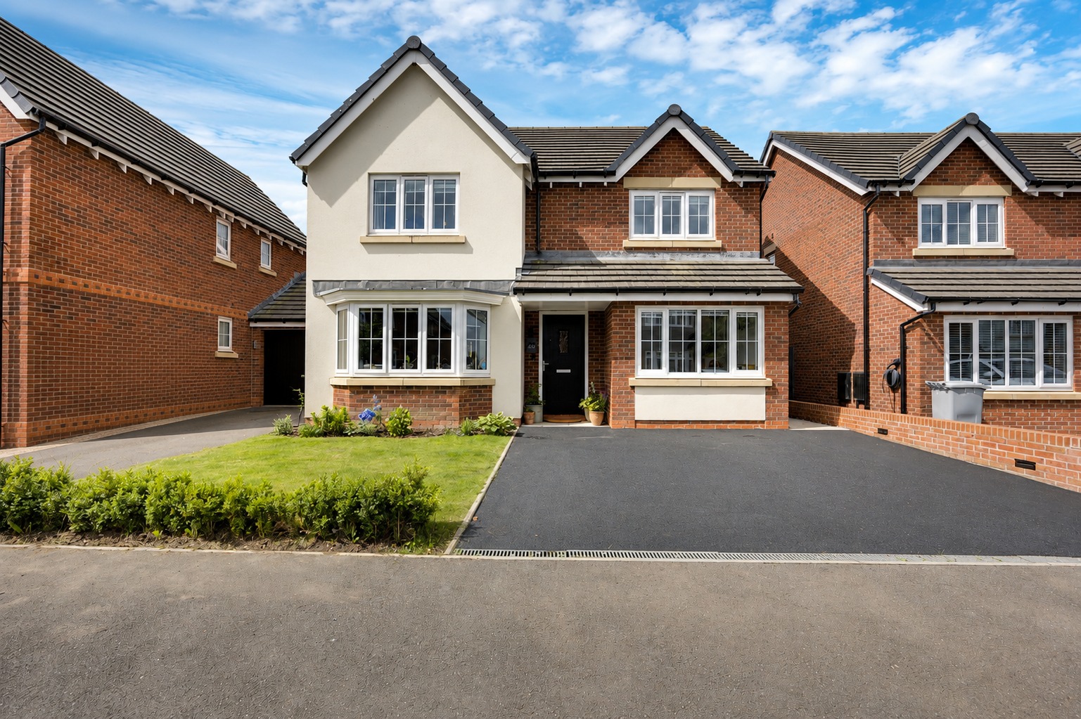Exceptional Four Bedroom Detached Family Home  Hazelmere Development, Haslington