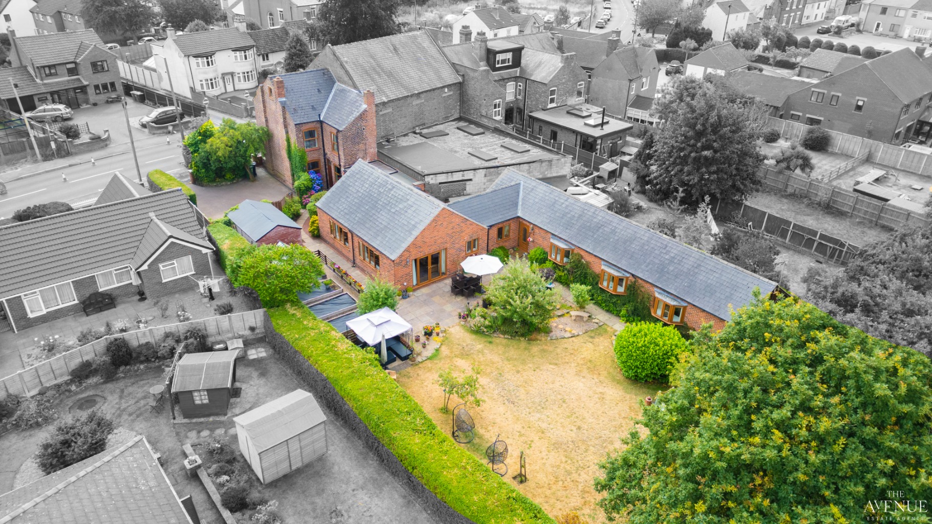 Versatile 3-Bed Home with 2-Bed Annex in Swanwick