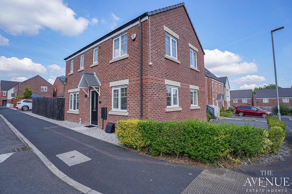 Peter Cartlidge Grove, Stoke-on-Trent, ST4