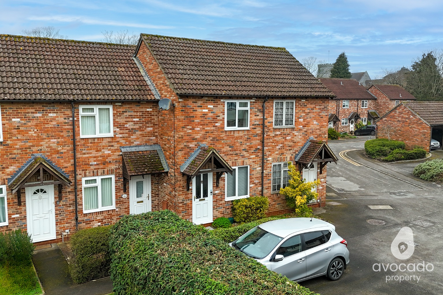 Charming one bedroom mid terrace in Thatcham, presented in a superb condition throughout!