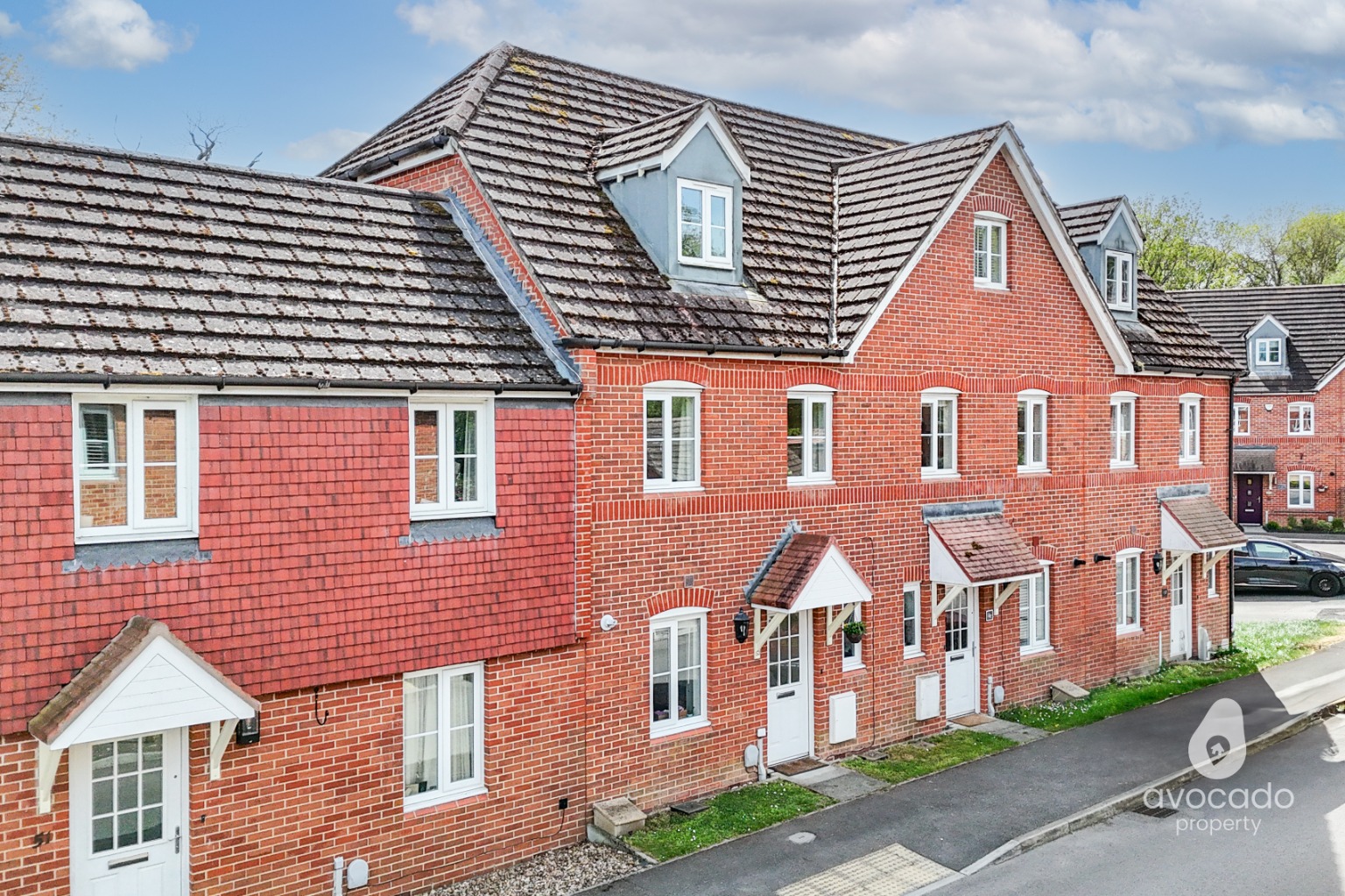 Stylish & Spacious 3-Bed Home with South-Facing Garden!
