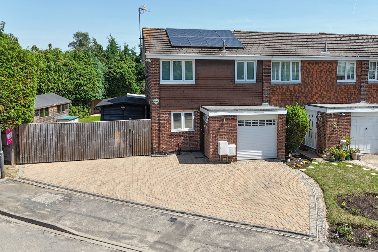 An extended three bedroom family home in the Lowbrook Academy catchment with corner garden plot