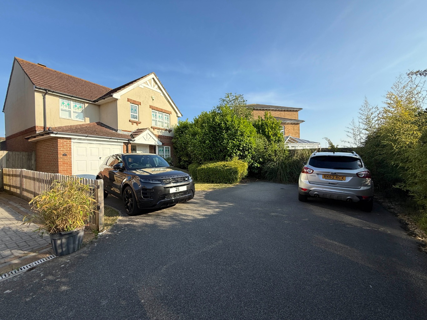 Coral Reef Close, Sovereign Harbour, Eastbourne