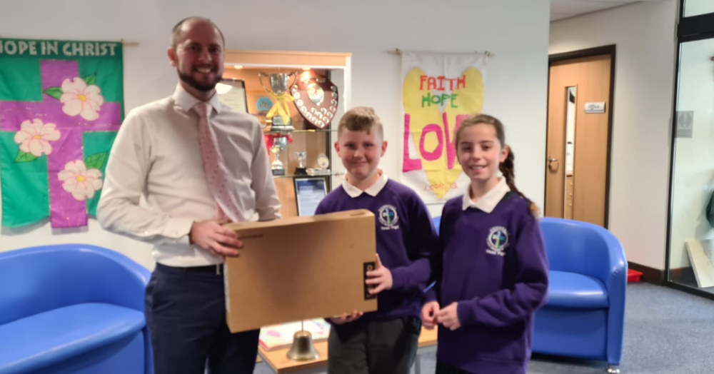 Laptops For Schools - Tunstall Primary