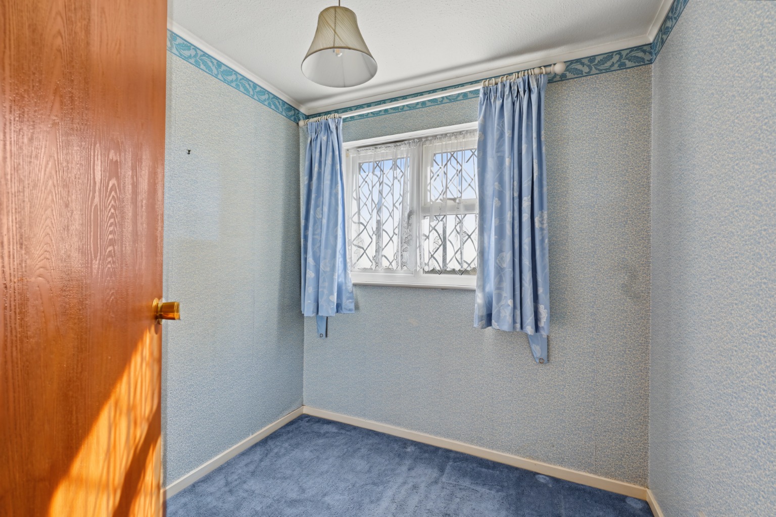Vectis Drive, Sittingbourne, Kent, ME10 2JQ